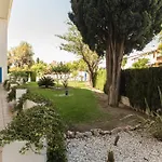 Deluxe Sea View Apartments