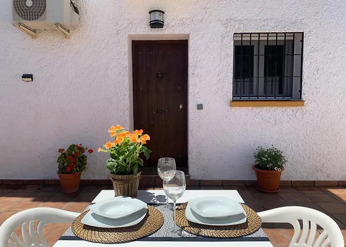 A Estrenar Preciosa Suite-Céntrico-Con Jardín y Porche