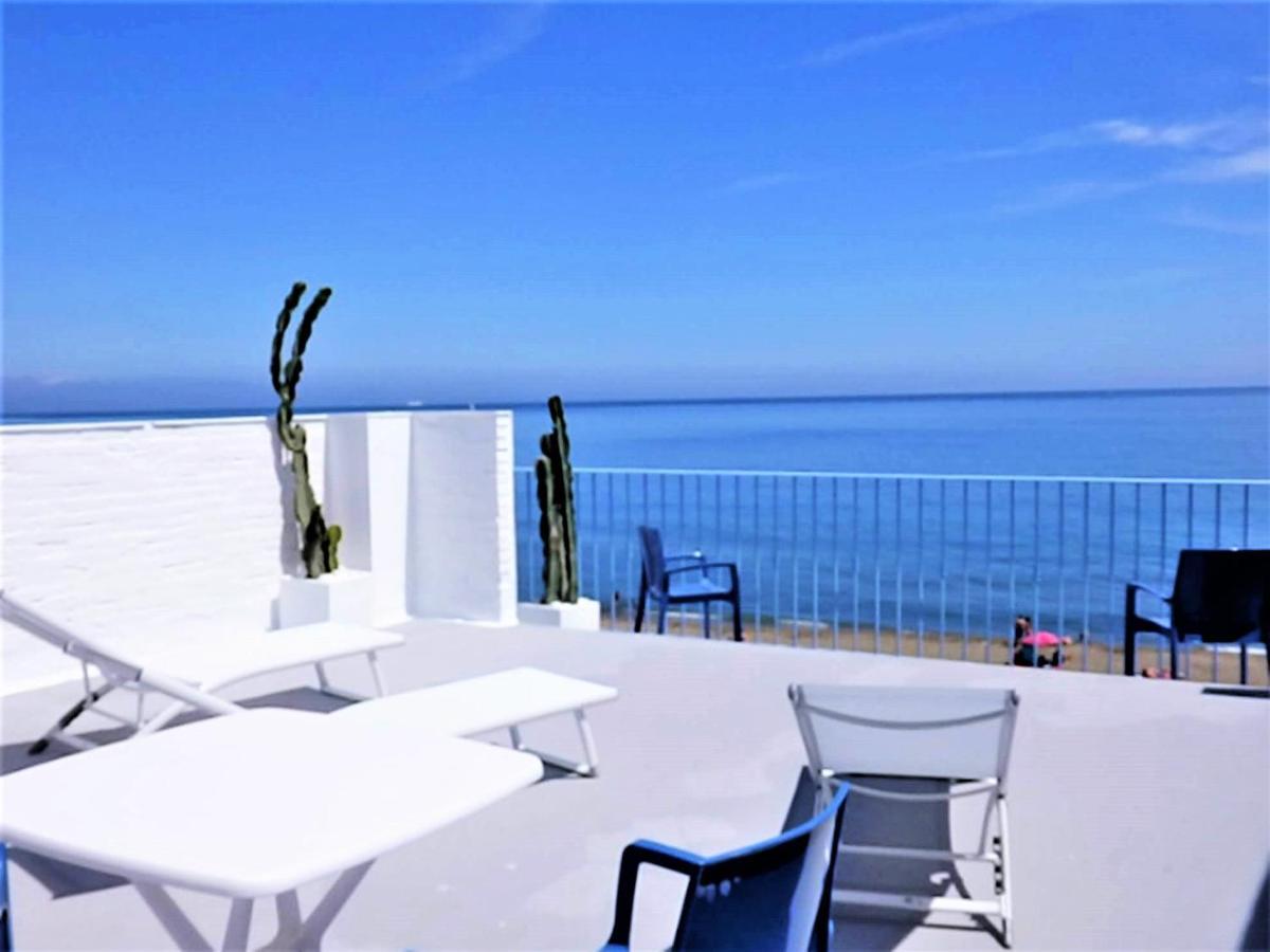 Bleu Mare Apartment *