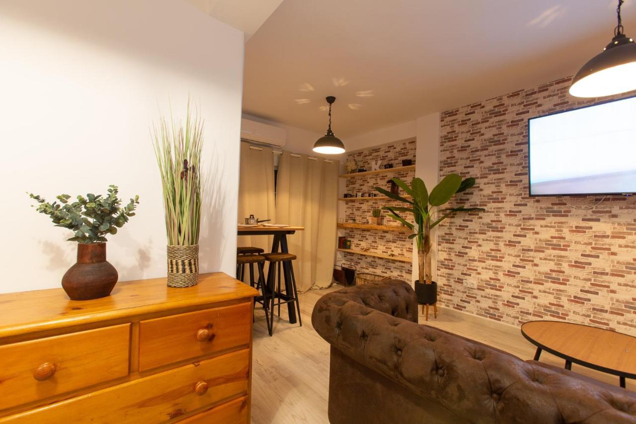 Vintage Movie The Luxury By Namaste Elite Apartment Torremolinos
