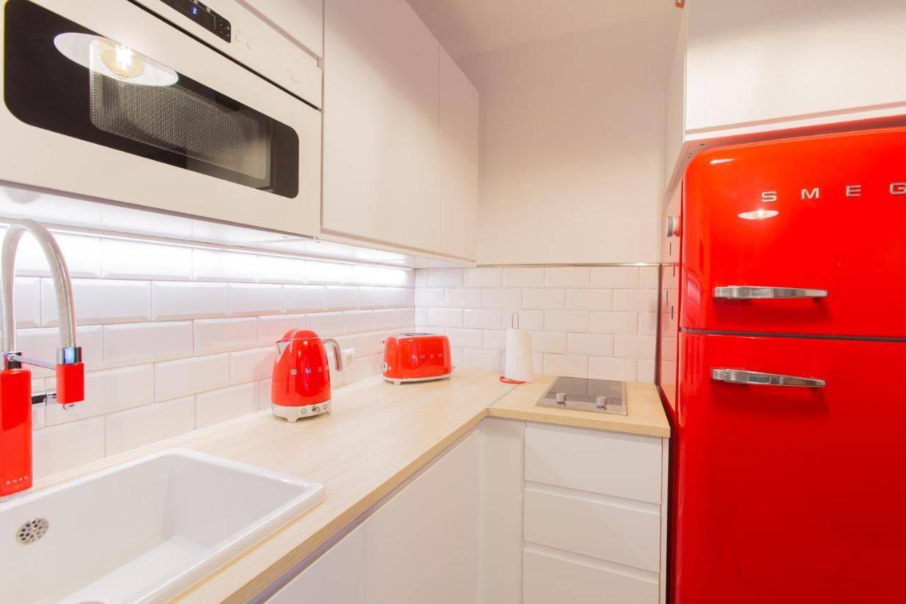 Vintage Movie The Luxury By Namaste Elite Apartment Torremolinos