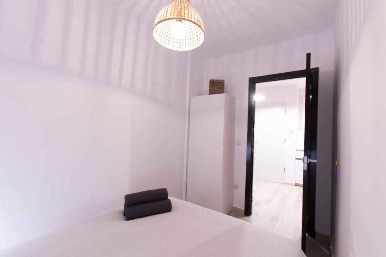 Apartment Vintage Movie The Luxury By Namaste Elite *
