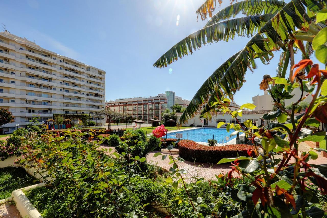 071 - Beachside Studio Perfect For A Family Getaway Apartamento Torremolinos