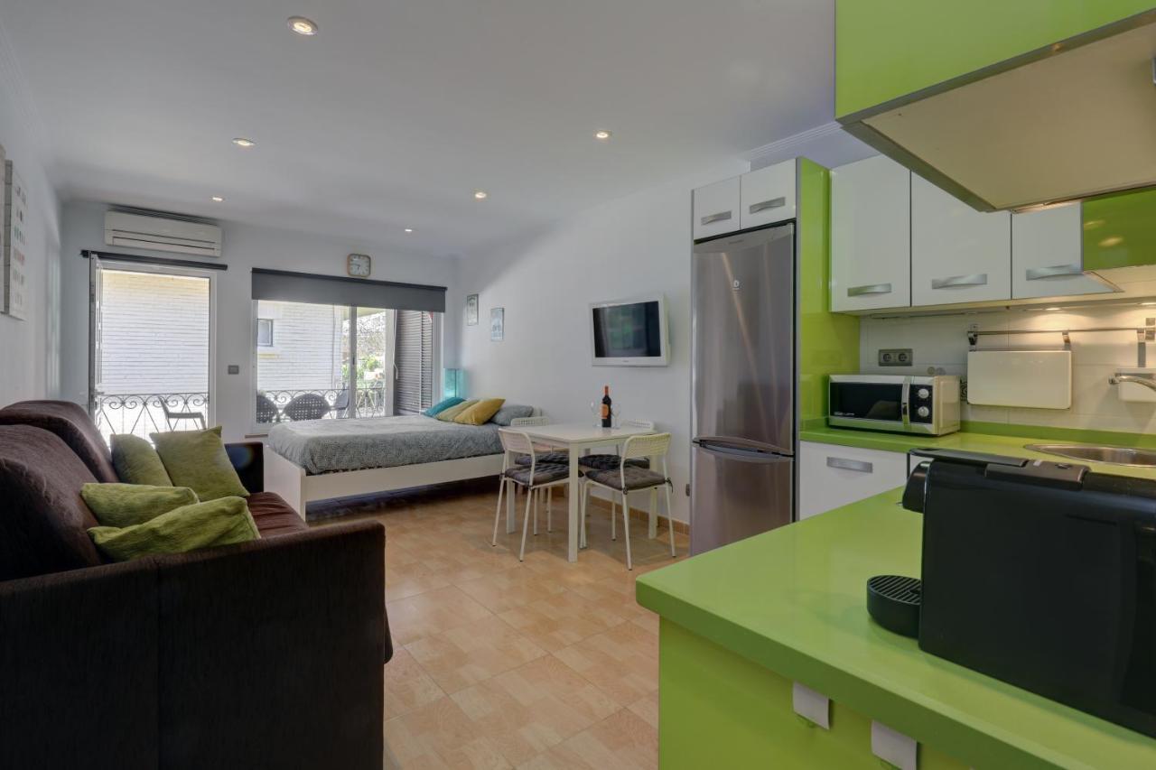 071 - Beachside Studio Perfect For A Family Getaway