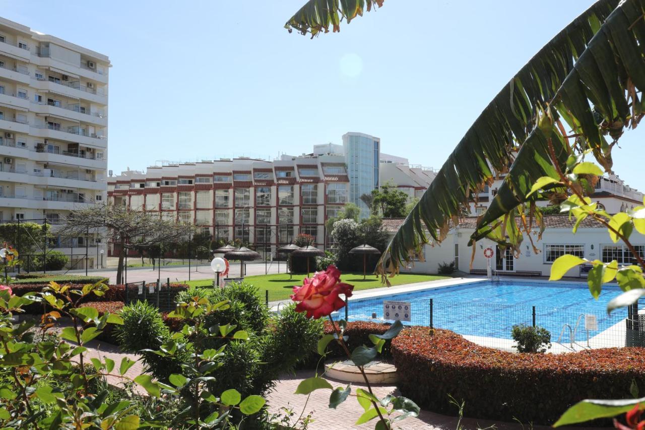 071 - Beachside Studio Perfect For A Family Getaway Torremolinos