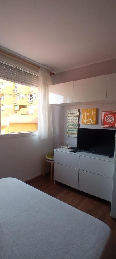 Estudio En Zona Petonal Y Cerca A La Playa