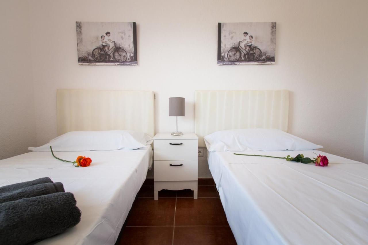 Apartment Holidays2torremolinos De 3 Con Terraza Y Piscina Comunitaria Torremolinos