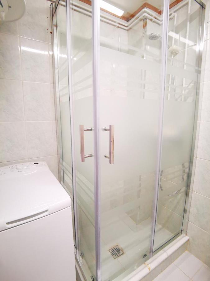 Apartment 2 Bedrooms With Terrace And Pool