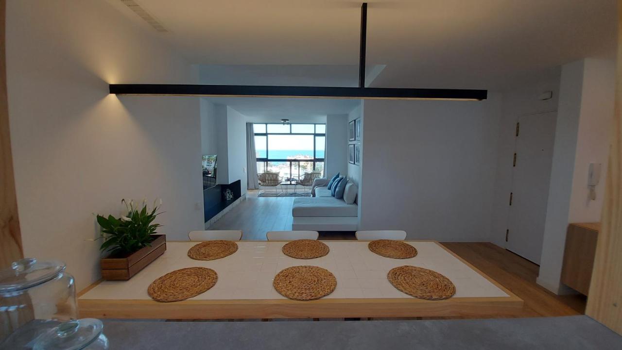 Apartamento La Playa “ Free Parking “