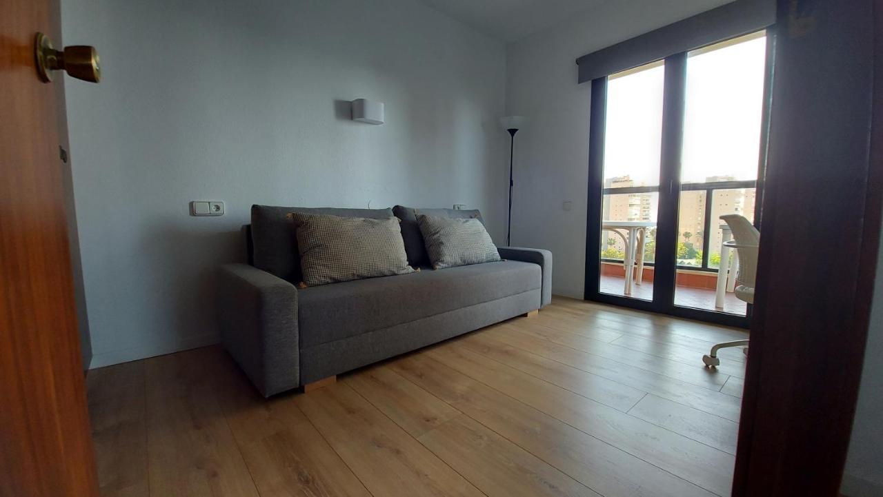 Apartamento La Playa “ Free Parking “ Apartment *