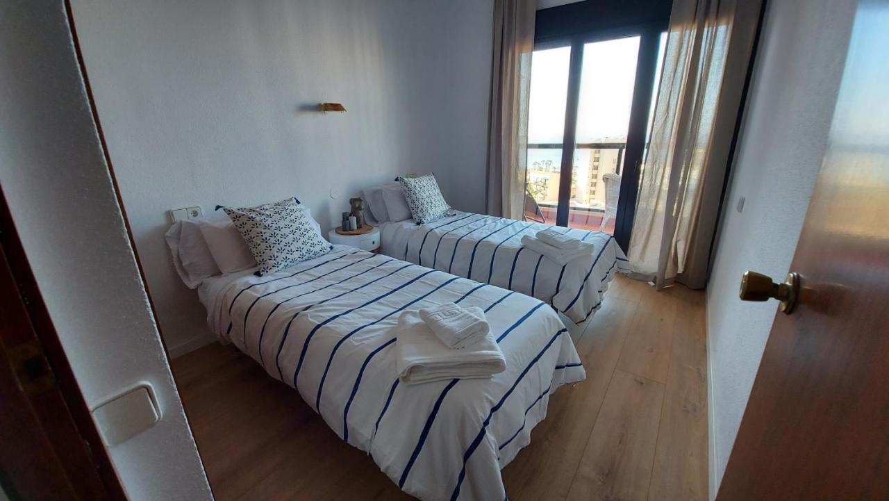 Apartamento La Playa “ Free Parking “ * Torremolinos