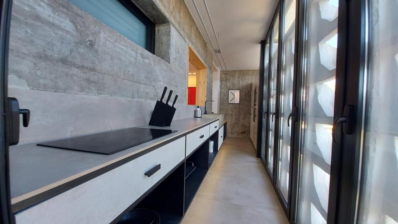 Apartamento La Playa “ Free Parking “ *