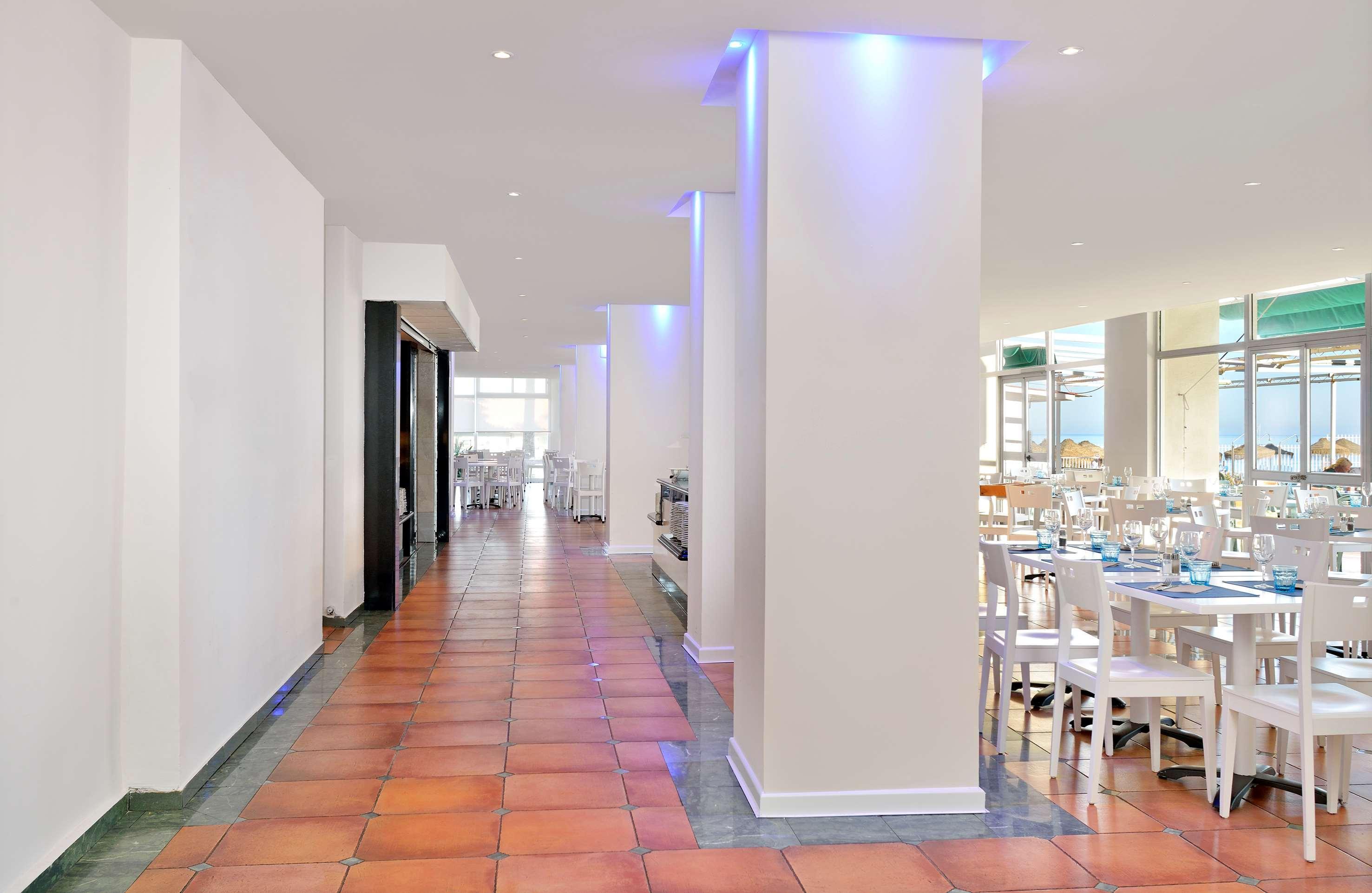 Aparthotel Sol Puerto Marina 3*