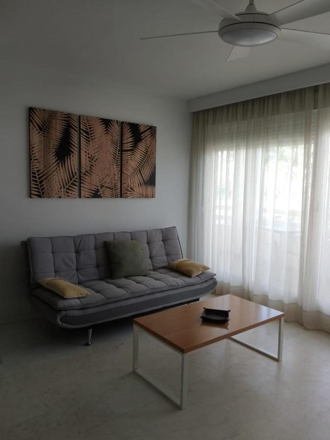 Apartment Plaza Del Remo Seewt&beach Torremolinos