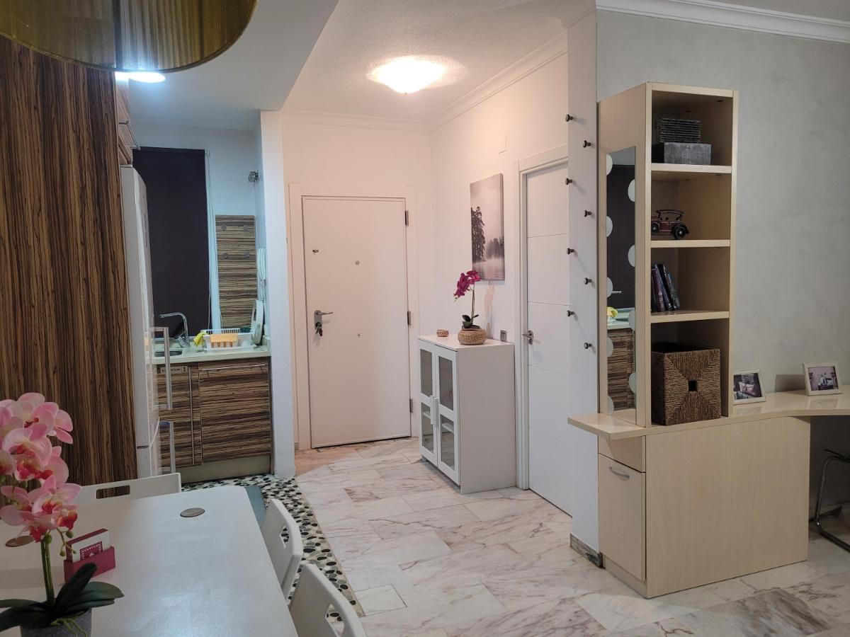 Apartamento Penthouse Lumineux Avec Piscine Torremolinos
