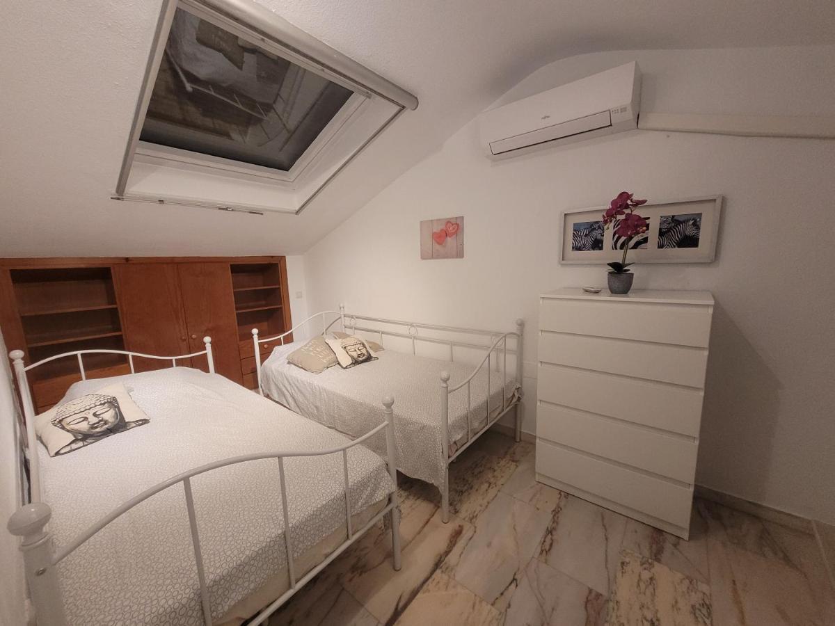 Apartamento Penthouse Lumineux Avec Piscine Torremolinos