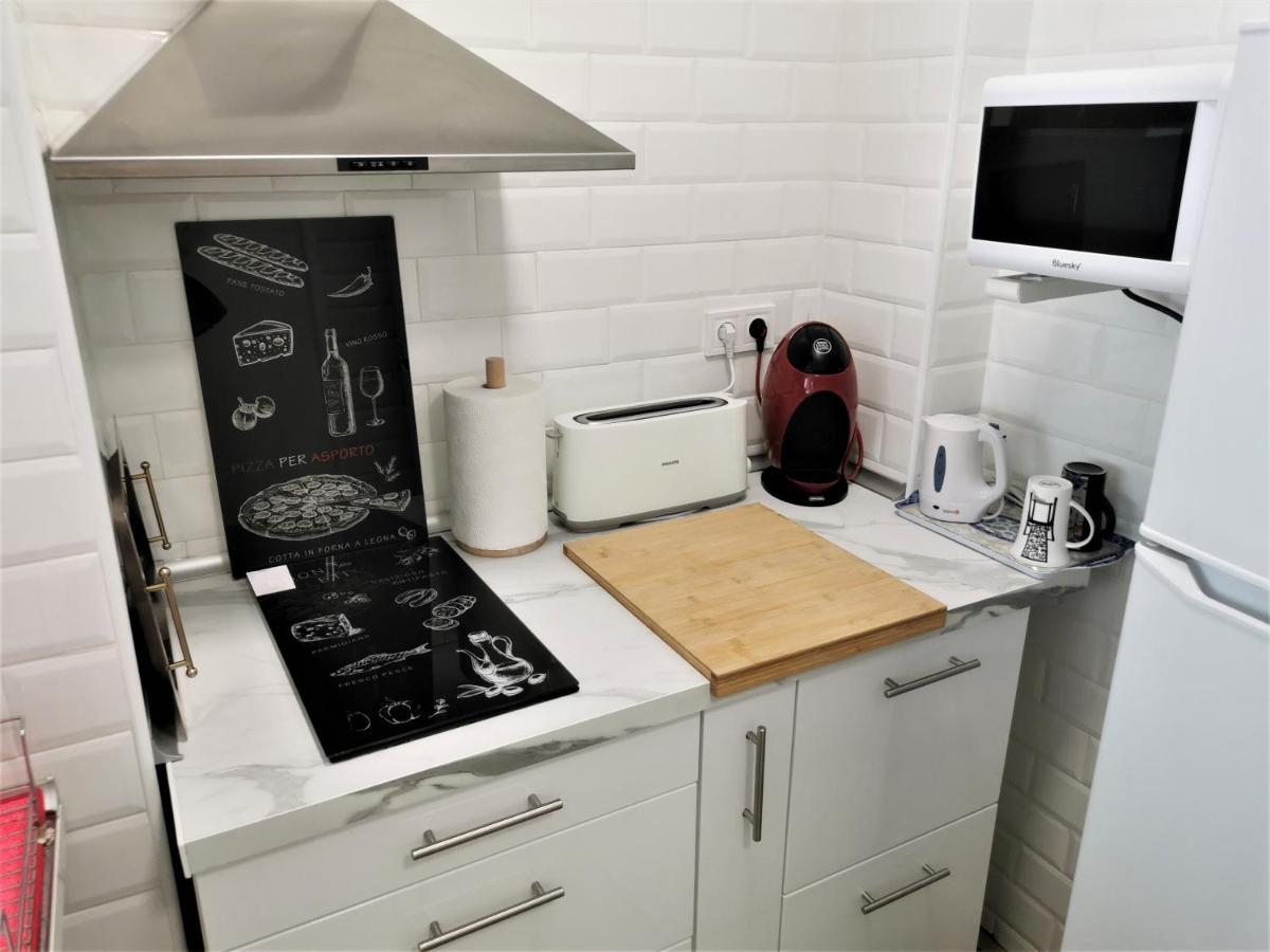 Sane- Estudio Con Wifi, En El Centro, A 600 Metros Playa *