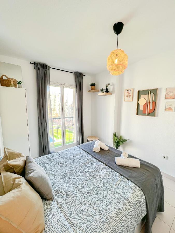 Cozy With Pool Apartment