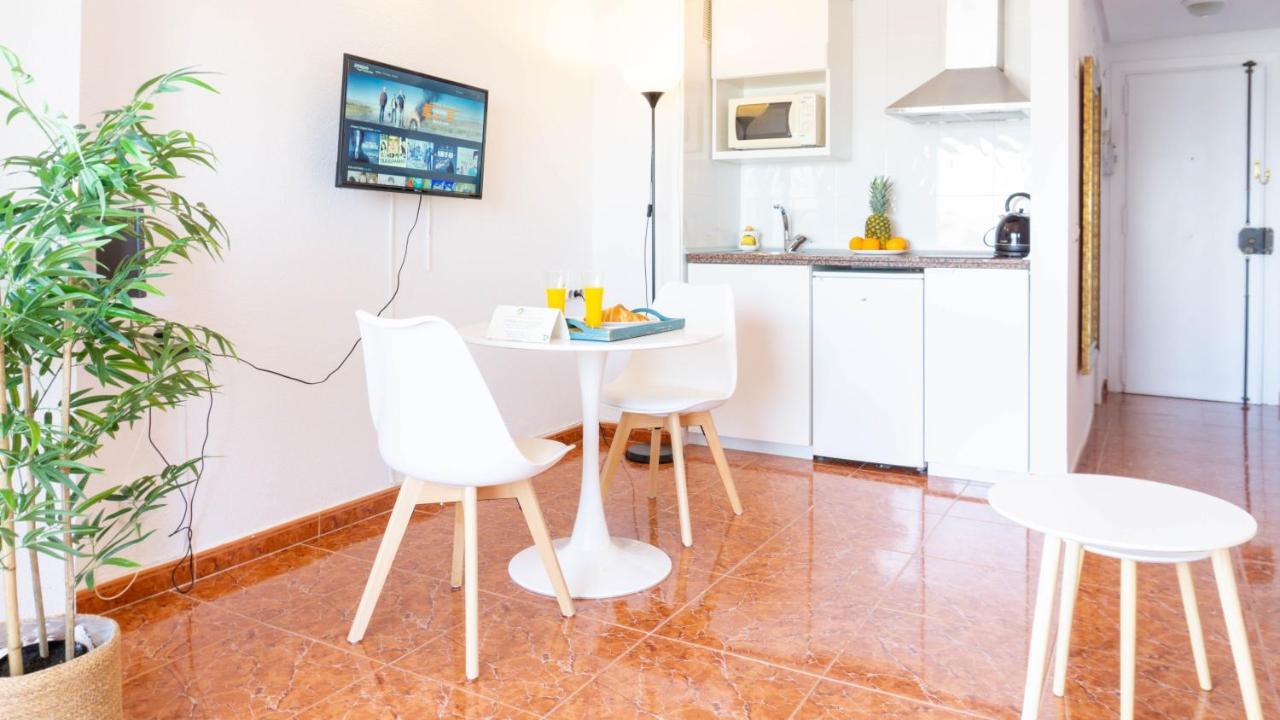 Estudio Playa Con Parking Malaga Apartment Torremolinos