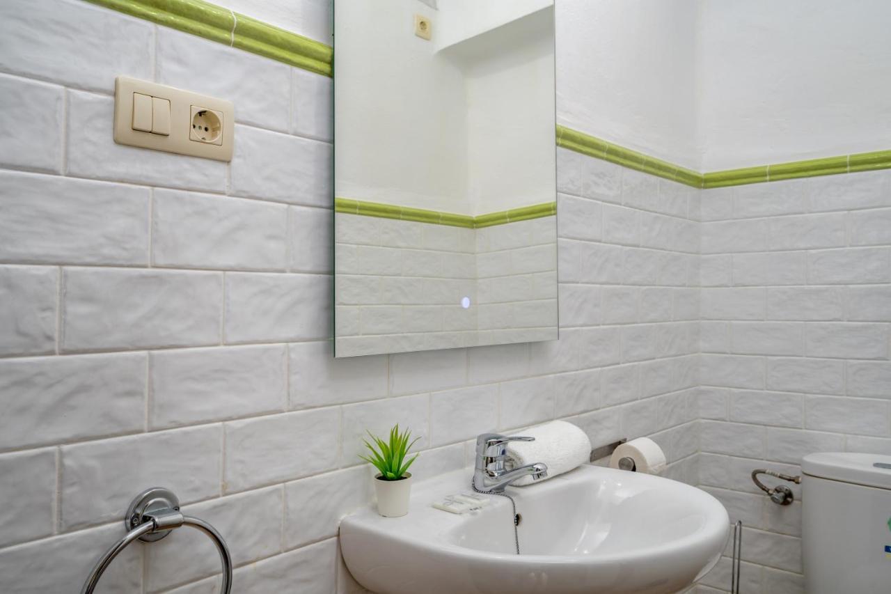 Spacious Flat In The Heart Of Ref 39 *