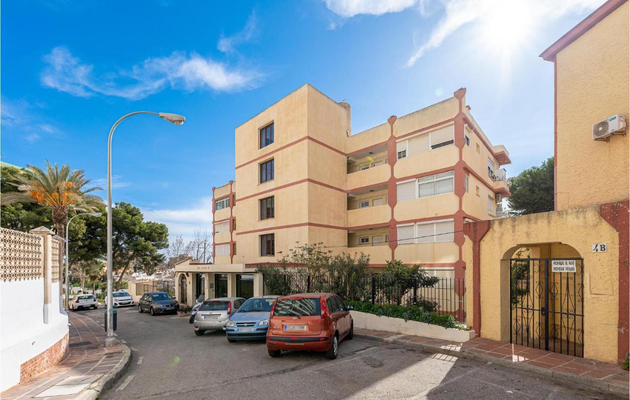 1 Bedroom Stunning In Apartamento *