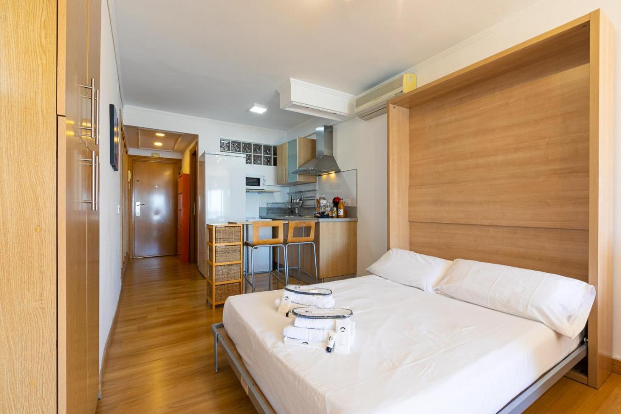 Apartamento El Velero Primera Linea Playa Apartment *