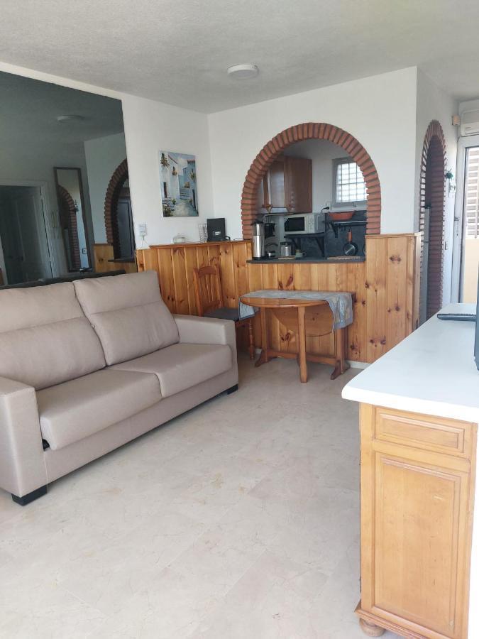 Lovely In Views Of The Sea, Pool, Terrace, Sofa Bed And Fully Equipped Kitchen