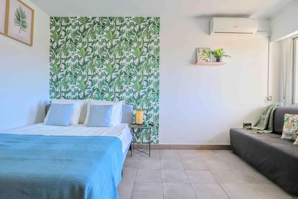 Cozy Palmeras - Wifi, Ac, Pool Apartment *