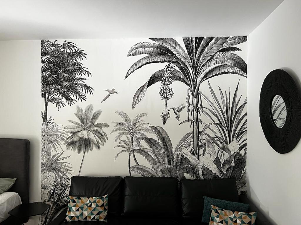 Lux By Namaste Elite Apartment *