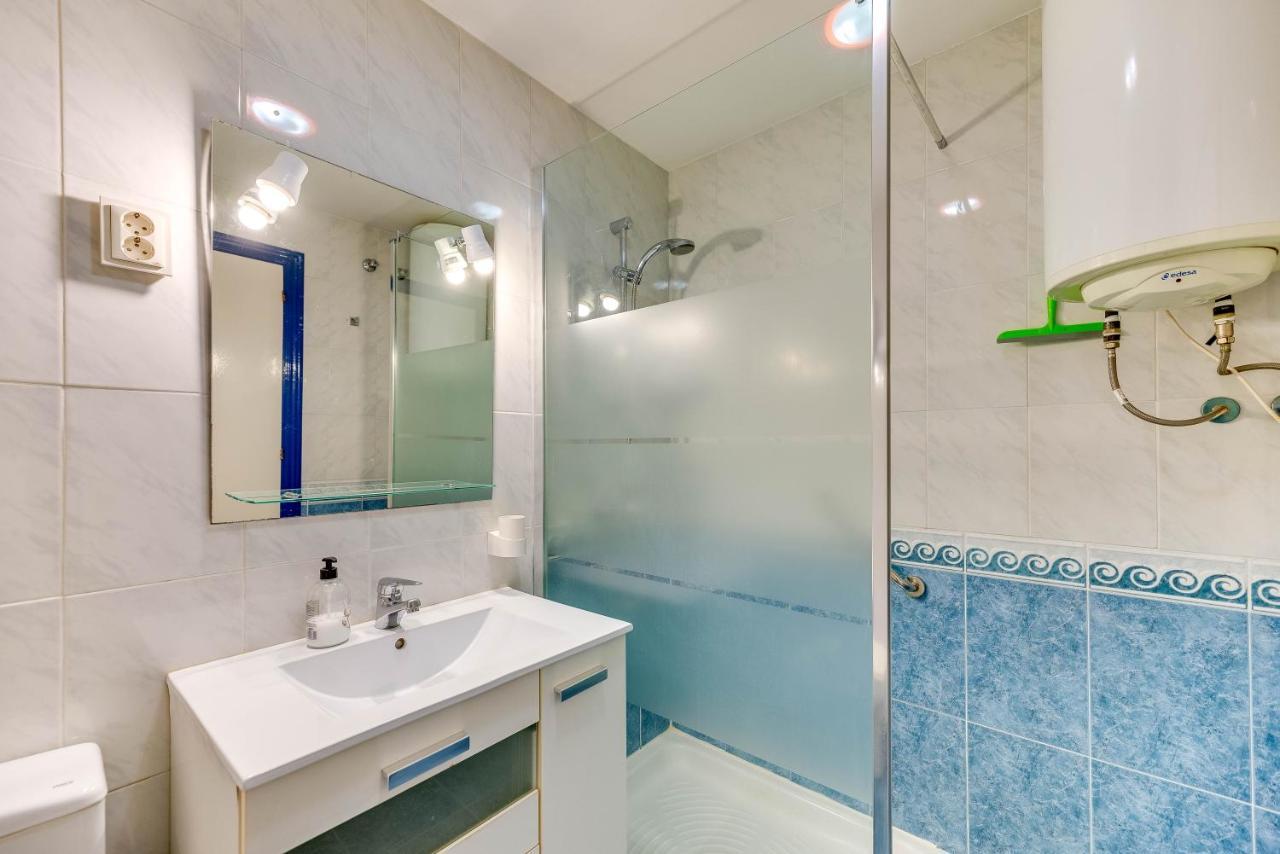 Apartamento Homeforguest Bright In La Carihuela Near The Torremolinos