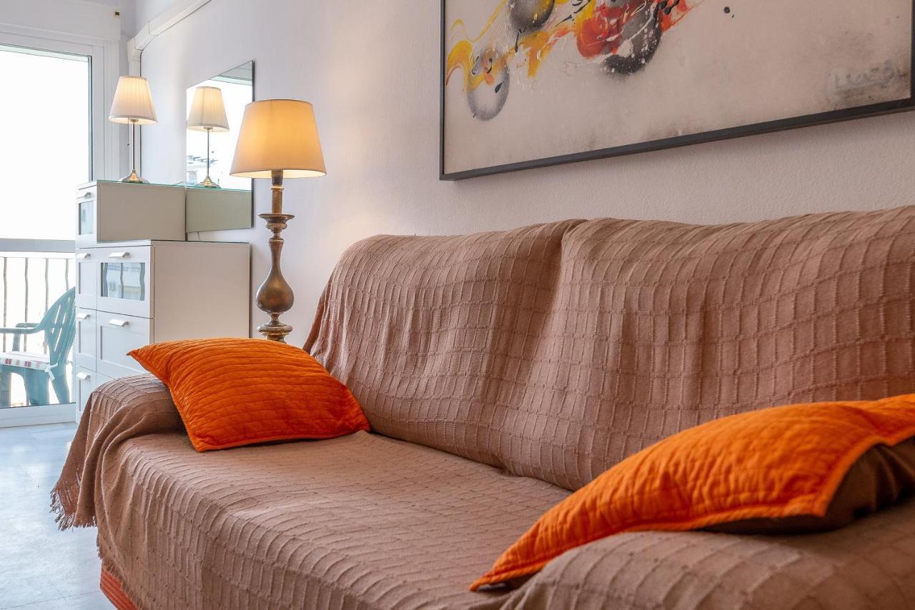 Apartamento Homeforguest Bright In La Carihuela Near The