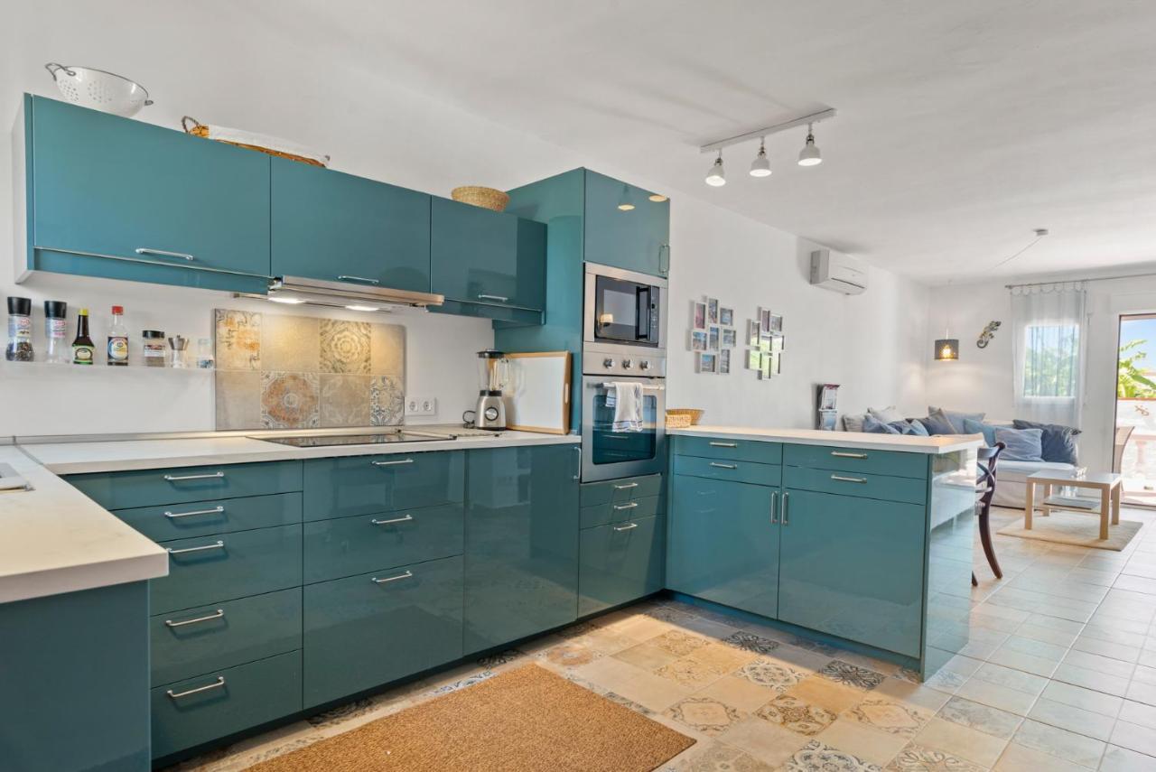 Family In Benalmadena With Pool By Costarentals - Ref 218 Apartamento *