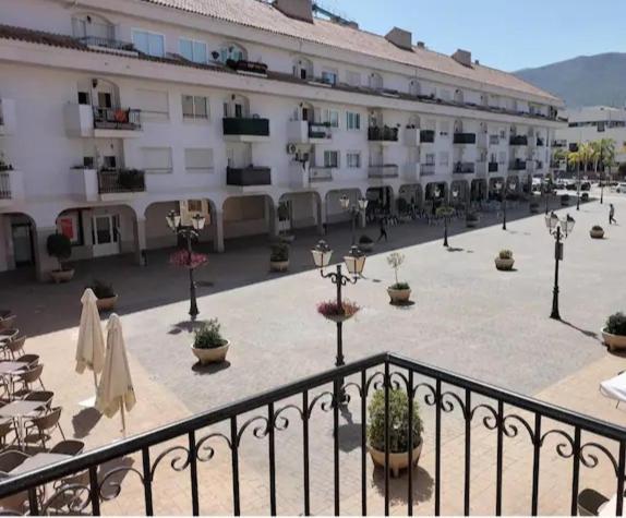 Apartment Alquilo Con Bano Compartido Y Cocina Compartida