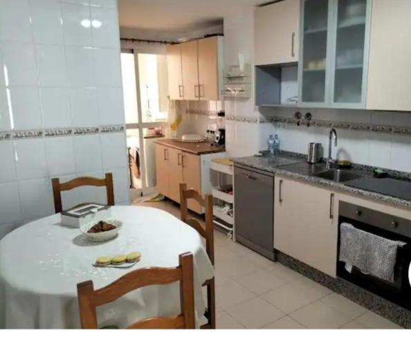 Alquilo Con Bano Compartido Y Cocina Compartida Apartment Torremolinos