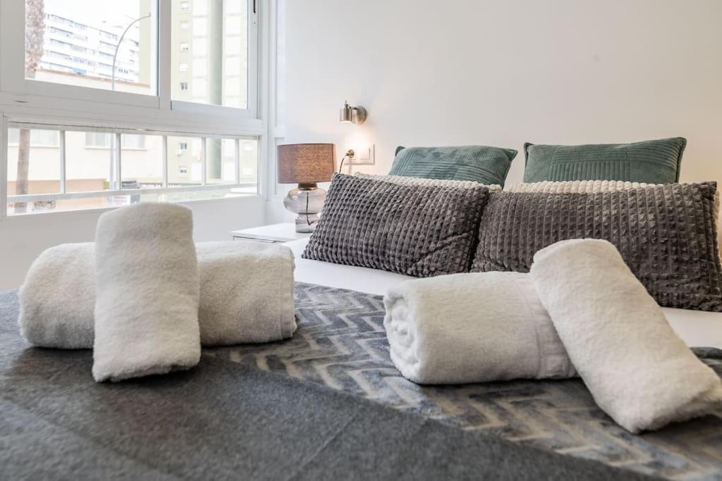 Apartment Lxr Neptuno Renovated And Pool Torremolinos