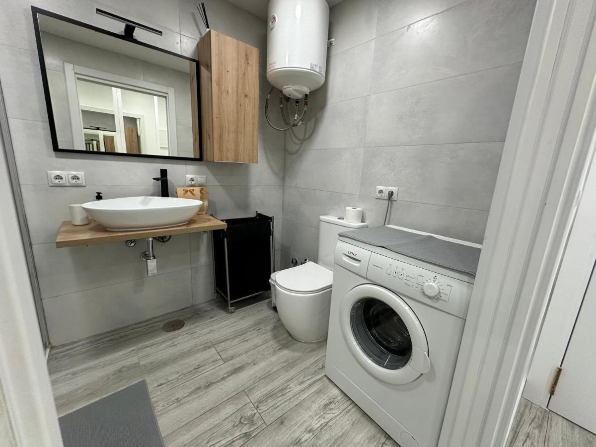 Apartamento Ver417 - Reformado, Wifi, Vistas Al Mar, Piscina, Playa A 600 Metros, Centro A 300 Metros Torremolinos