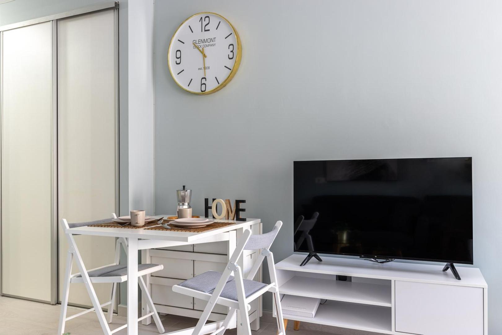 Ver923 - Terraza, Vistas Al Mar, Wifi, Smart Tv, Piscinas, Centro A 150 Metros, Playa A 600 Metros *