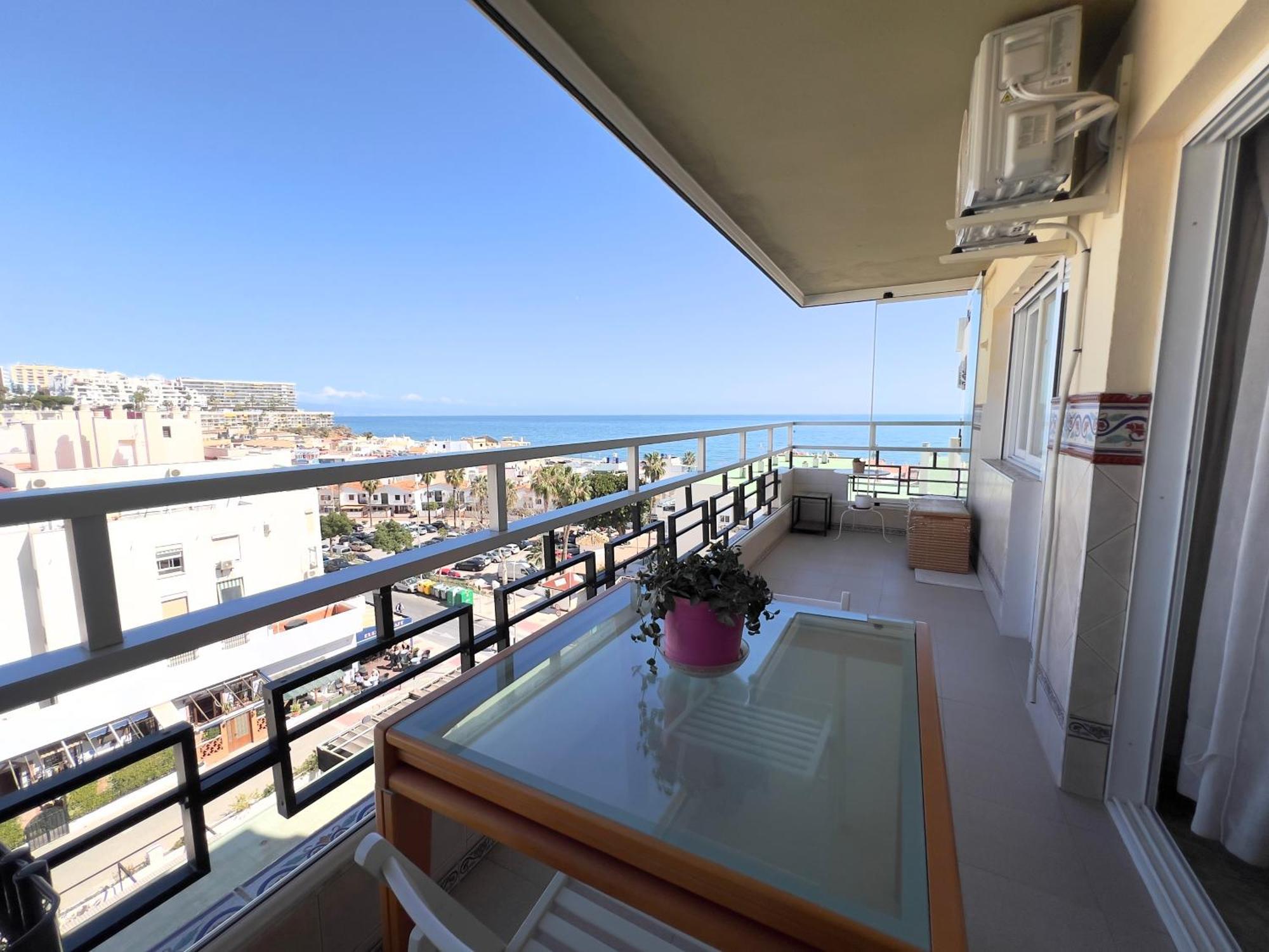 En Carihuela Con Vistas Y Plaza De Garaje, Nucleo Cristal Apartment Torremolinos