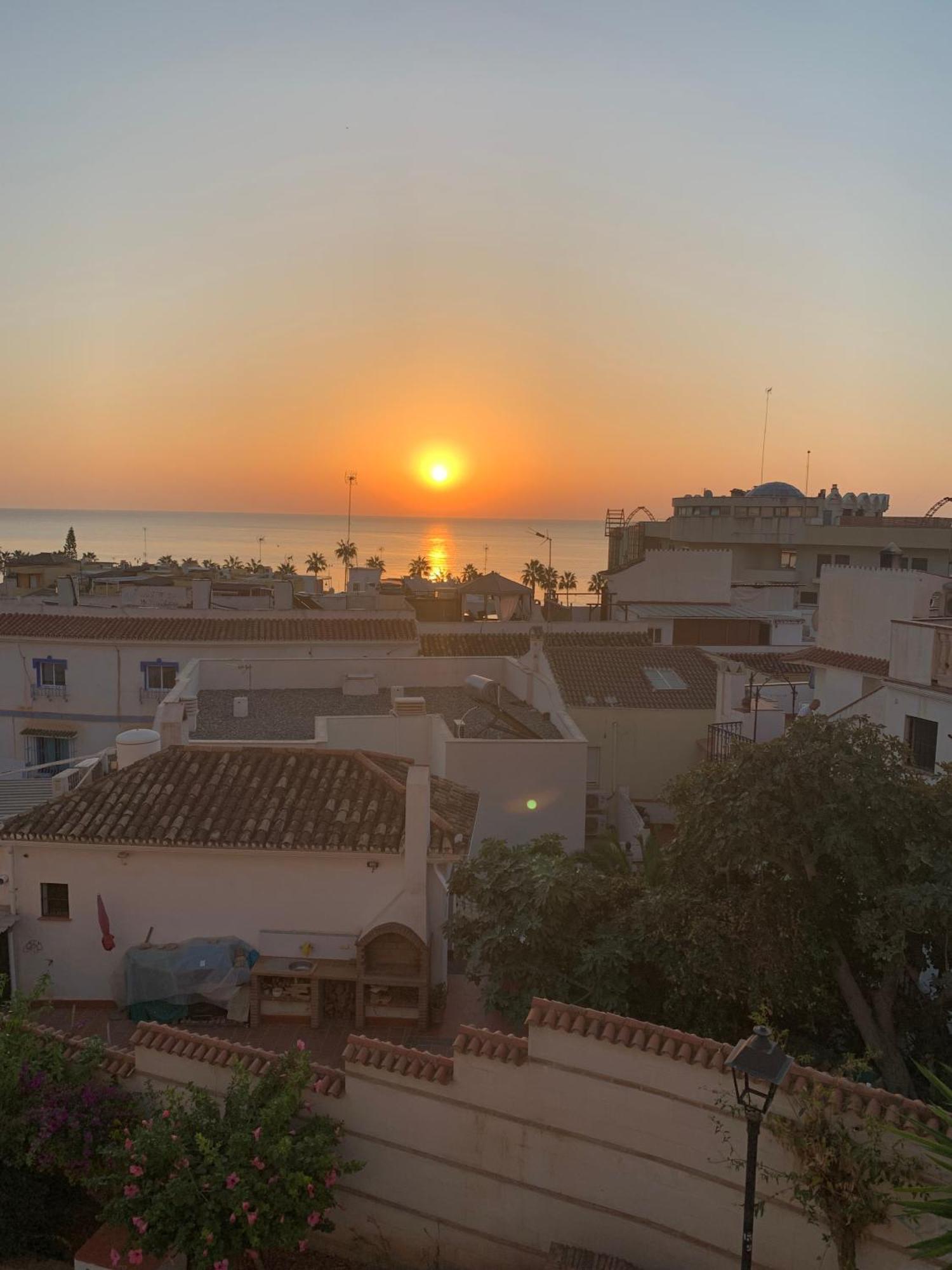 Midway Apartment Torremolinos