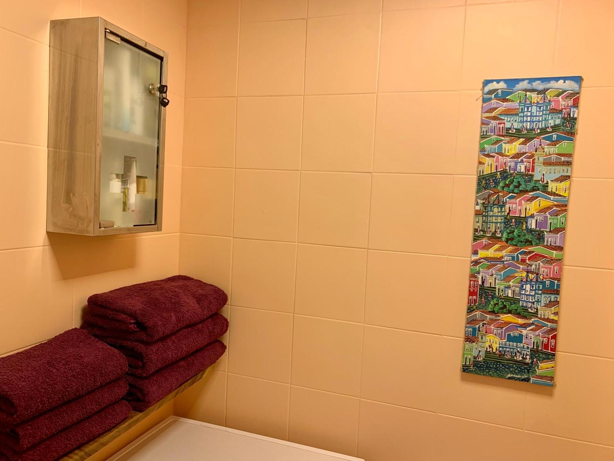 Apartment Midway