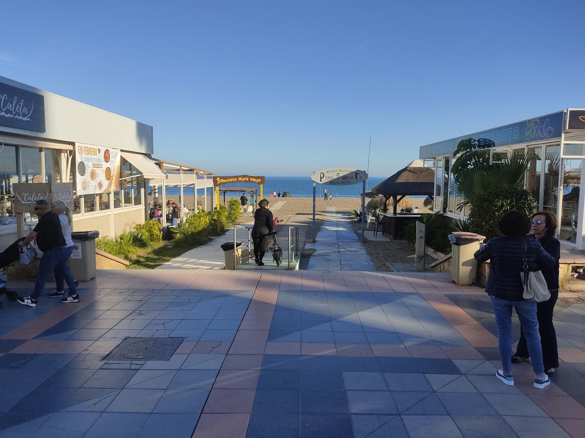 Sunbeach Apartment