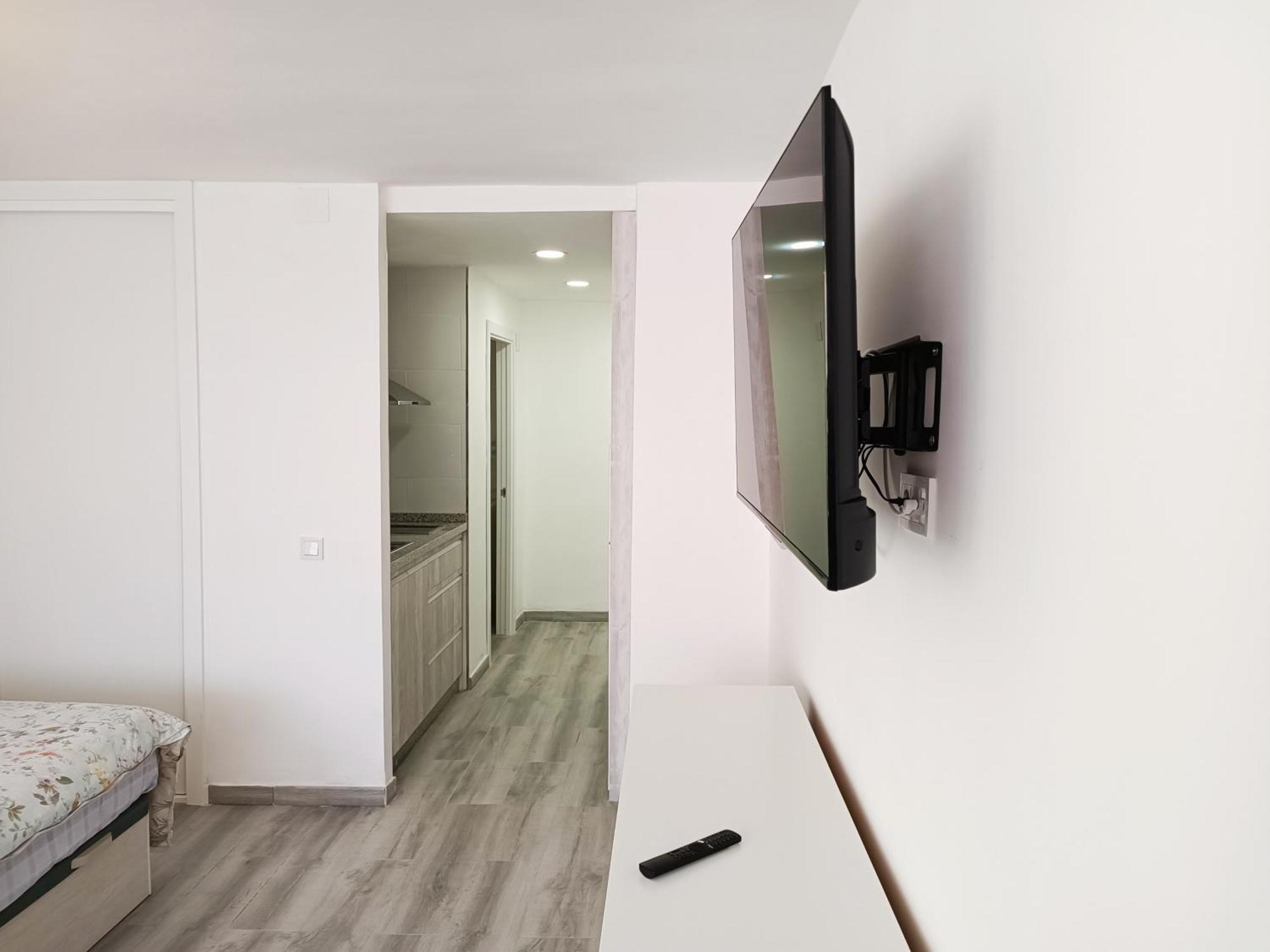 Apartment Cg3a - Nuevo Estudio, Recien Reformado, Wifi *