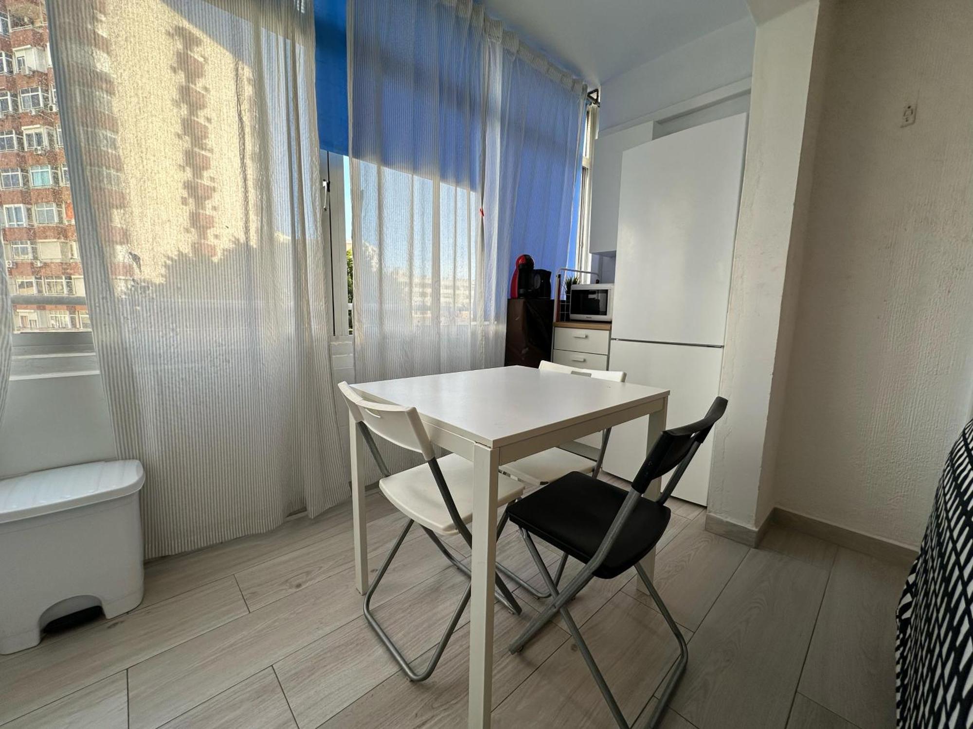 Apartamento Cg131 - Centro 50 Metros, Playa 650 Metros, Wifi, Fire Stick Amazon Torremolinos