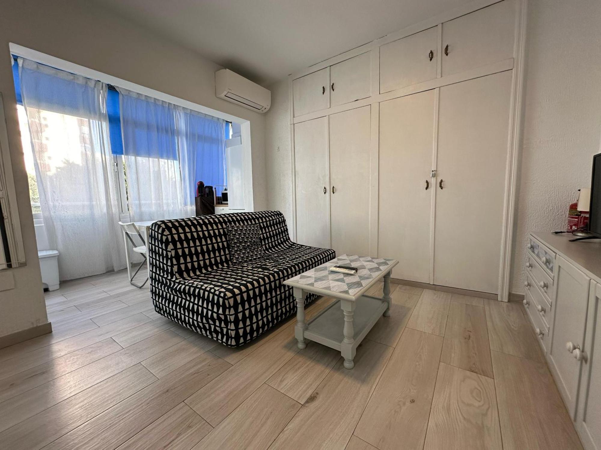 Cg131 - Centro 50 Metros, Playa 650 Metros, Wifi, Fire Stick Amazon * Torremolinos