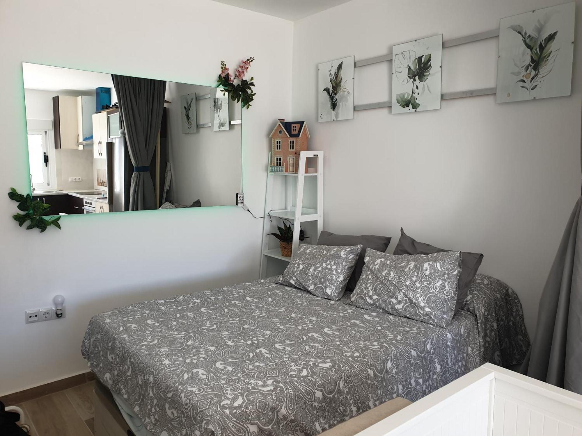 Apartamento Calterr - Loft Con Terraza Privada, Wifi, Recien Reformado