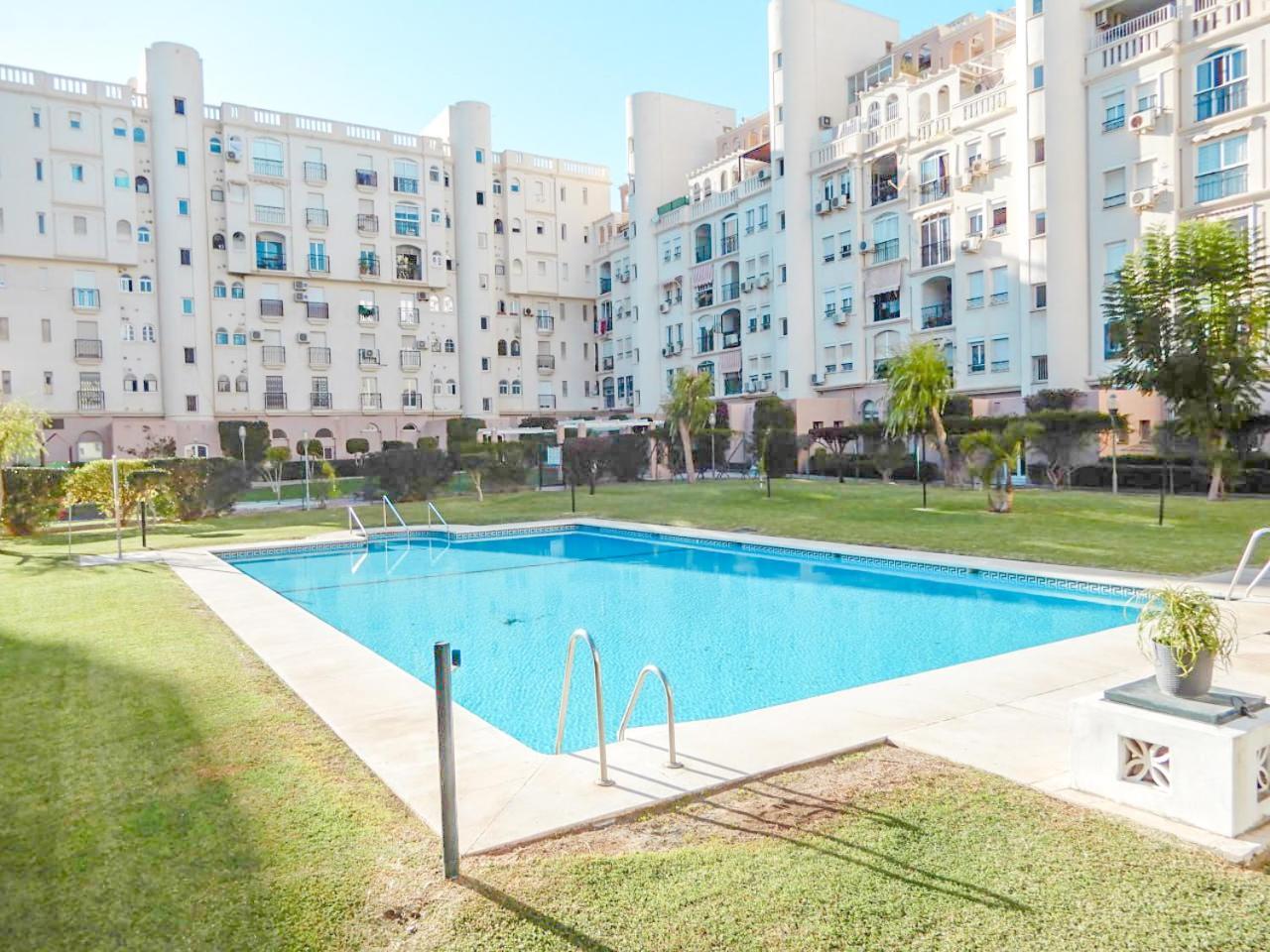 Apartment Cozy With Pool Torremolinos