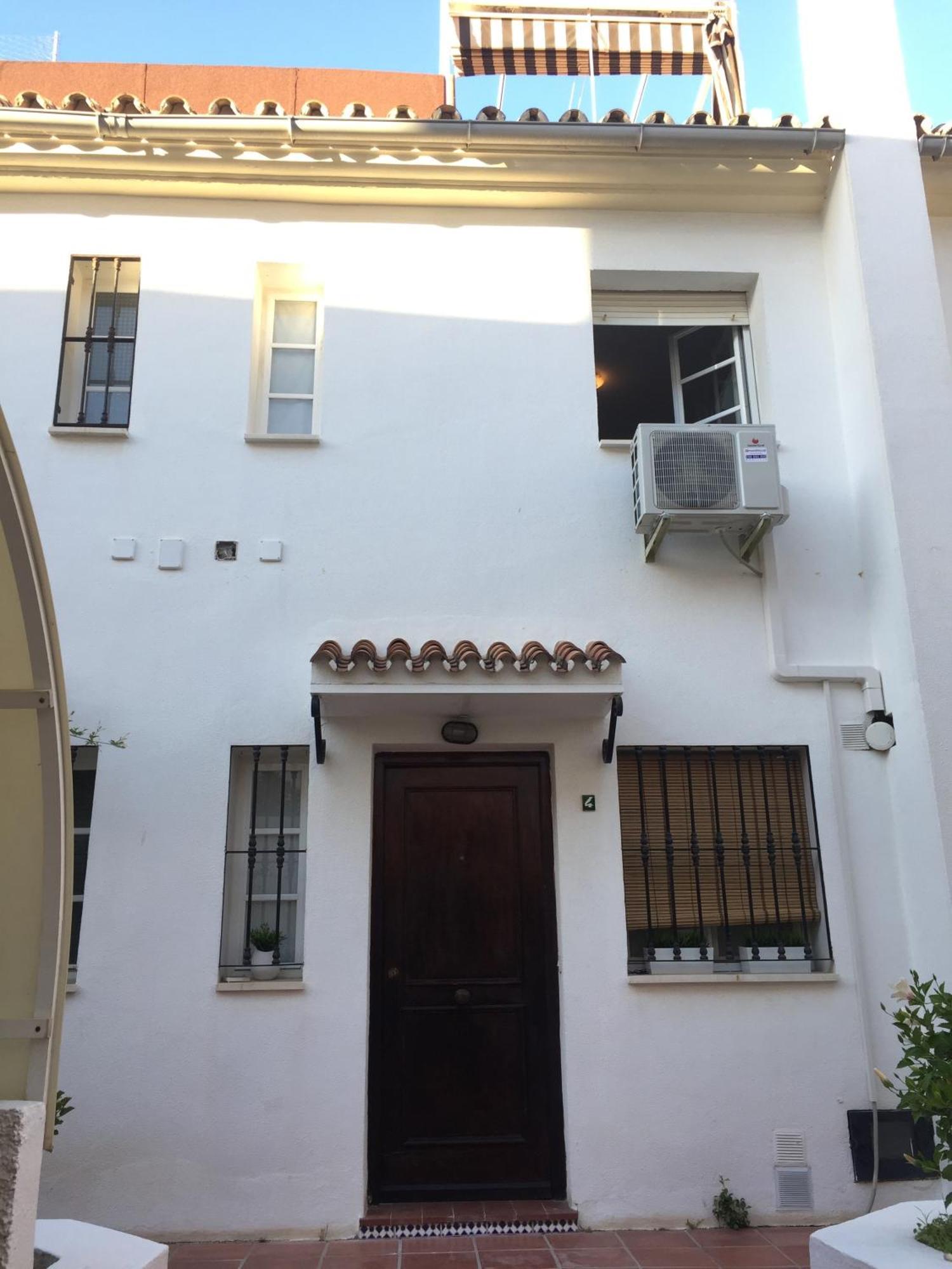 Holiday home El Cortijuelo: Seaside Triplex With Rooftop Terrace Torremolinos