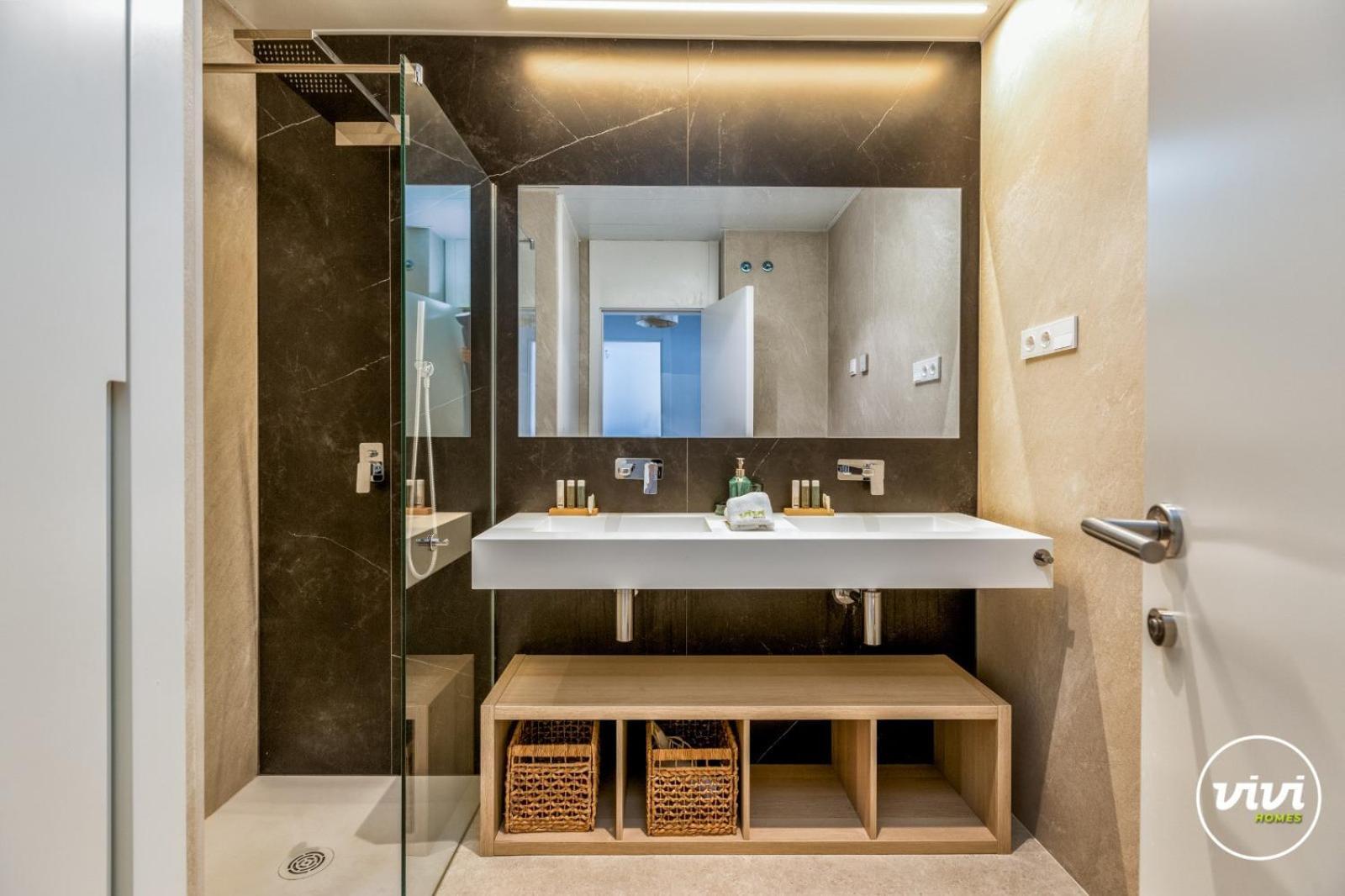 Apartamento Vivi Homes - Toro Pool, Sauna, Gym &