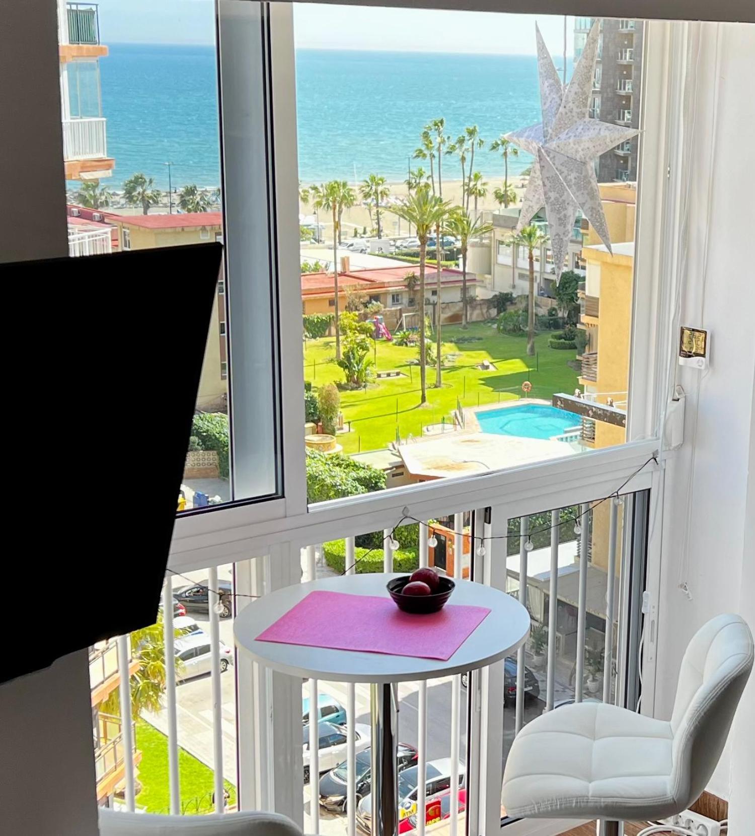 Apartment First Line Beach, Tenniscourt And Pool *