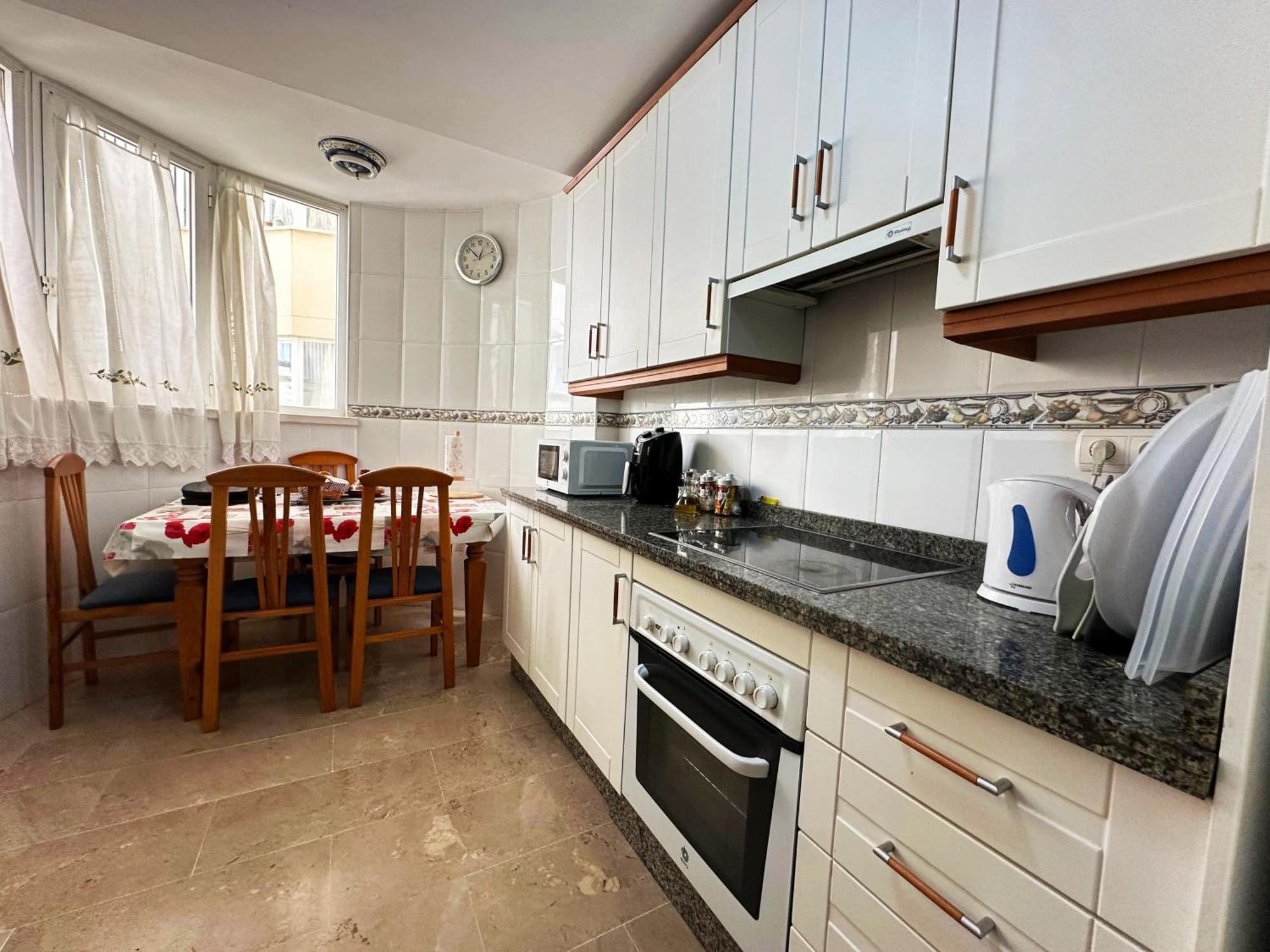 Bri - Amplio Con Terraza, Piscina, Tenis, Padel, Playa A 5 Minutos Apartamento *